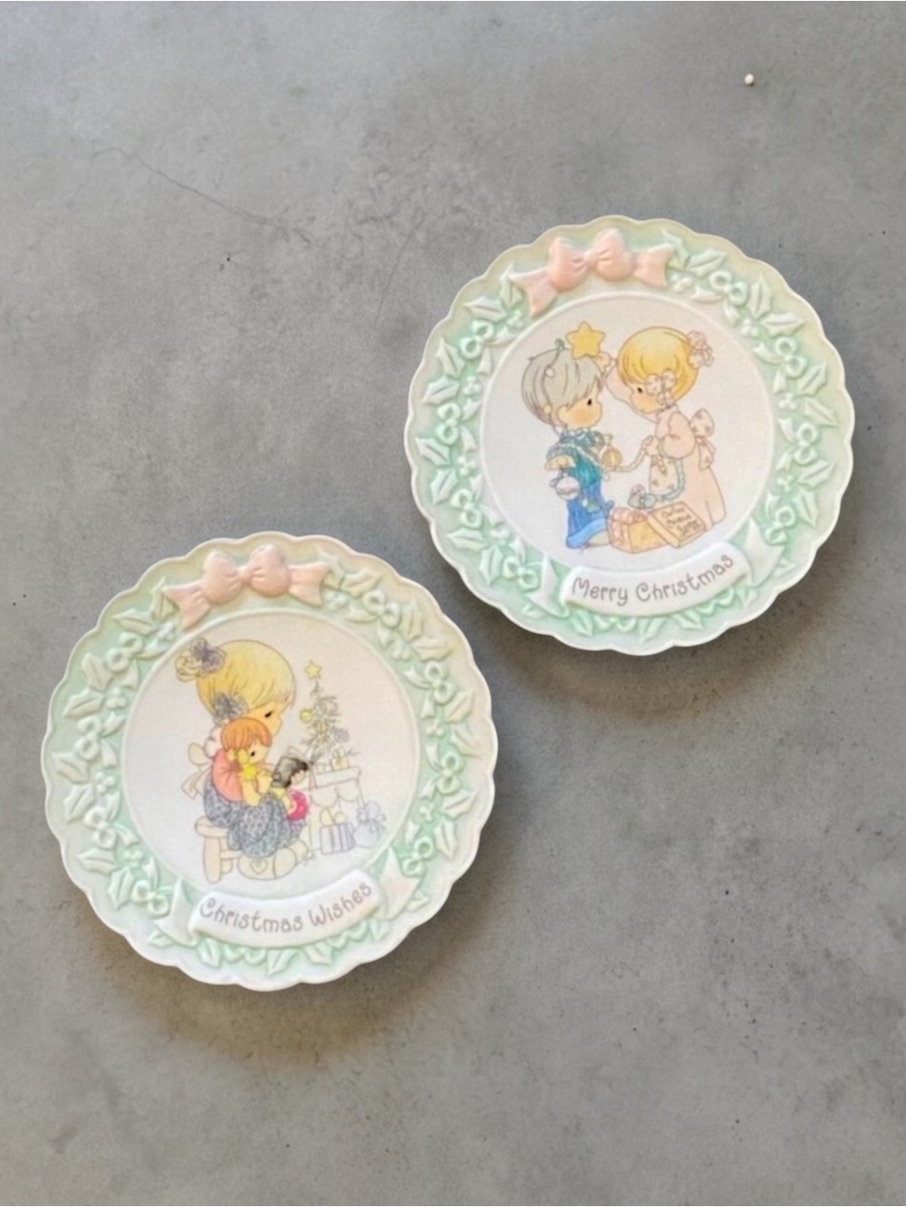 Vintage Precious Moments Collection 1996 Christmas Mini Plates (2 Plates)